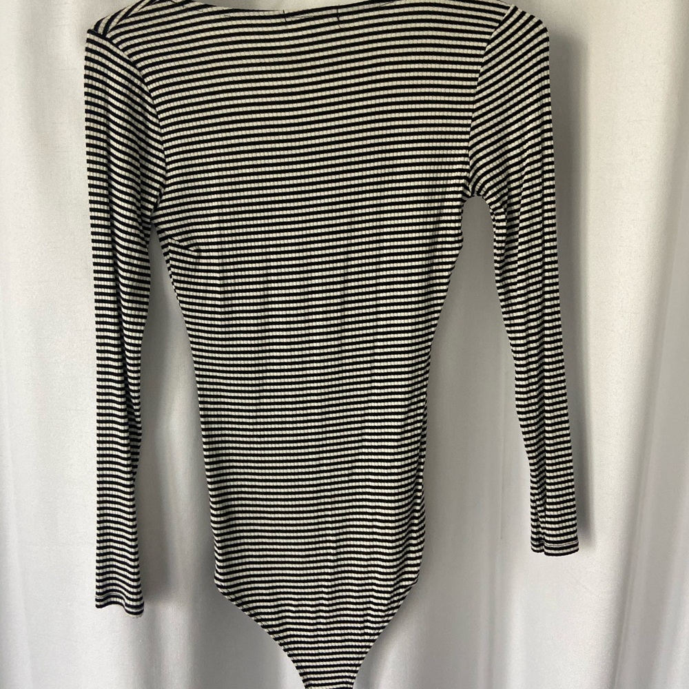 XS B&W striped body suit, lace up